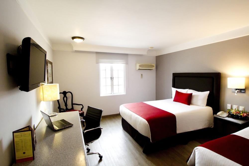 Plaza Camelinas Hotel เกเรตาโร ภายนอก รูปภาพ