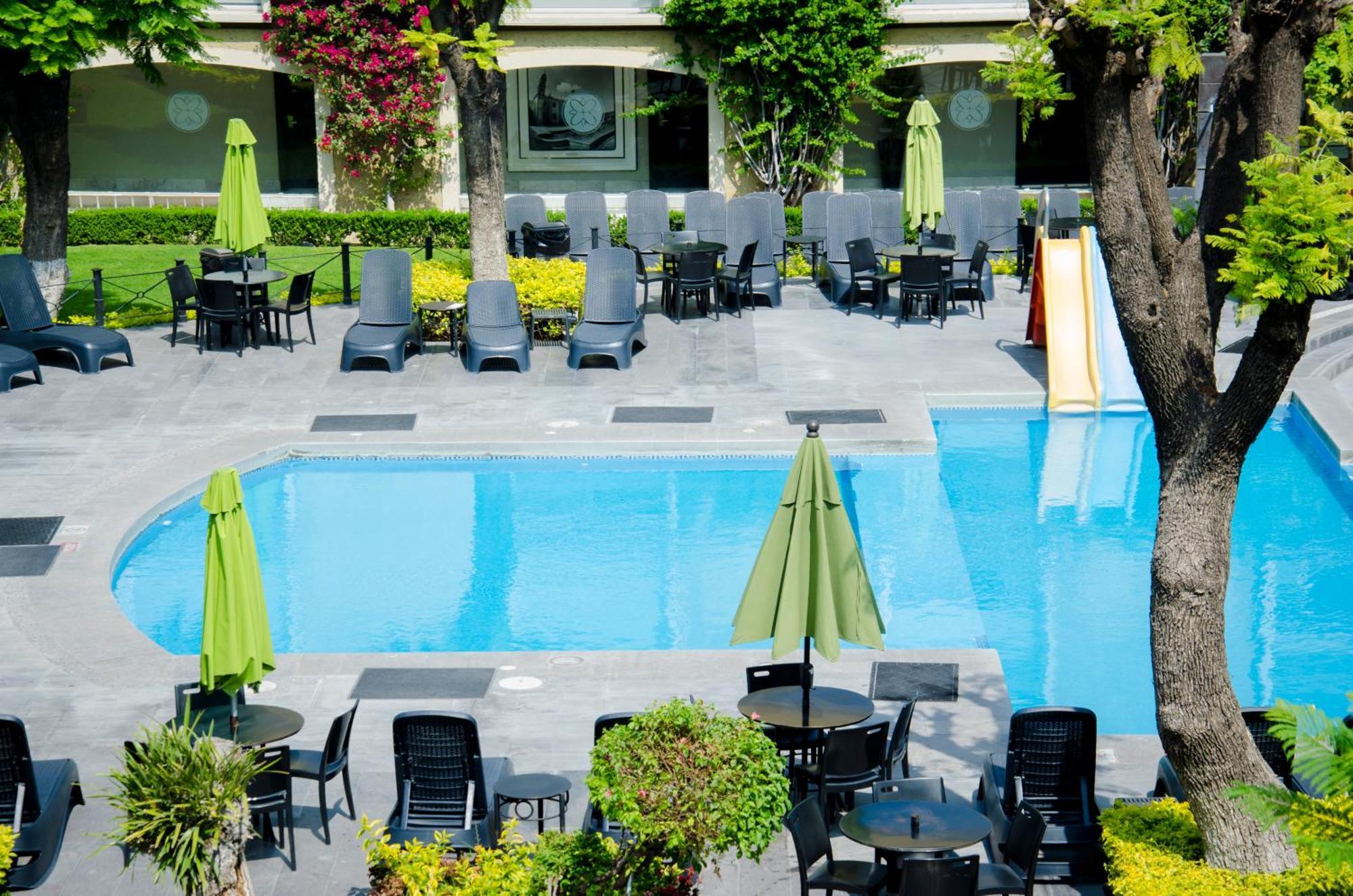 Plaza Camelinas Hotel เกเรตาโร ภายนอก รูปภาพ