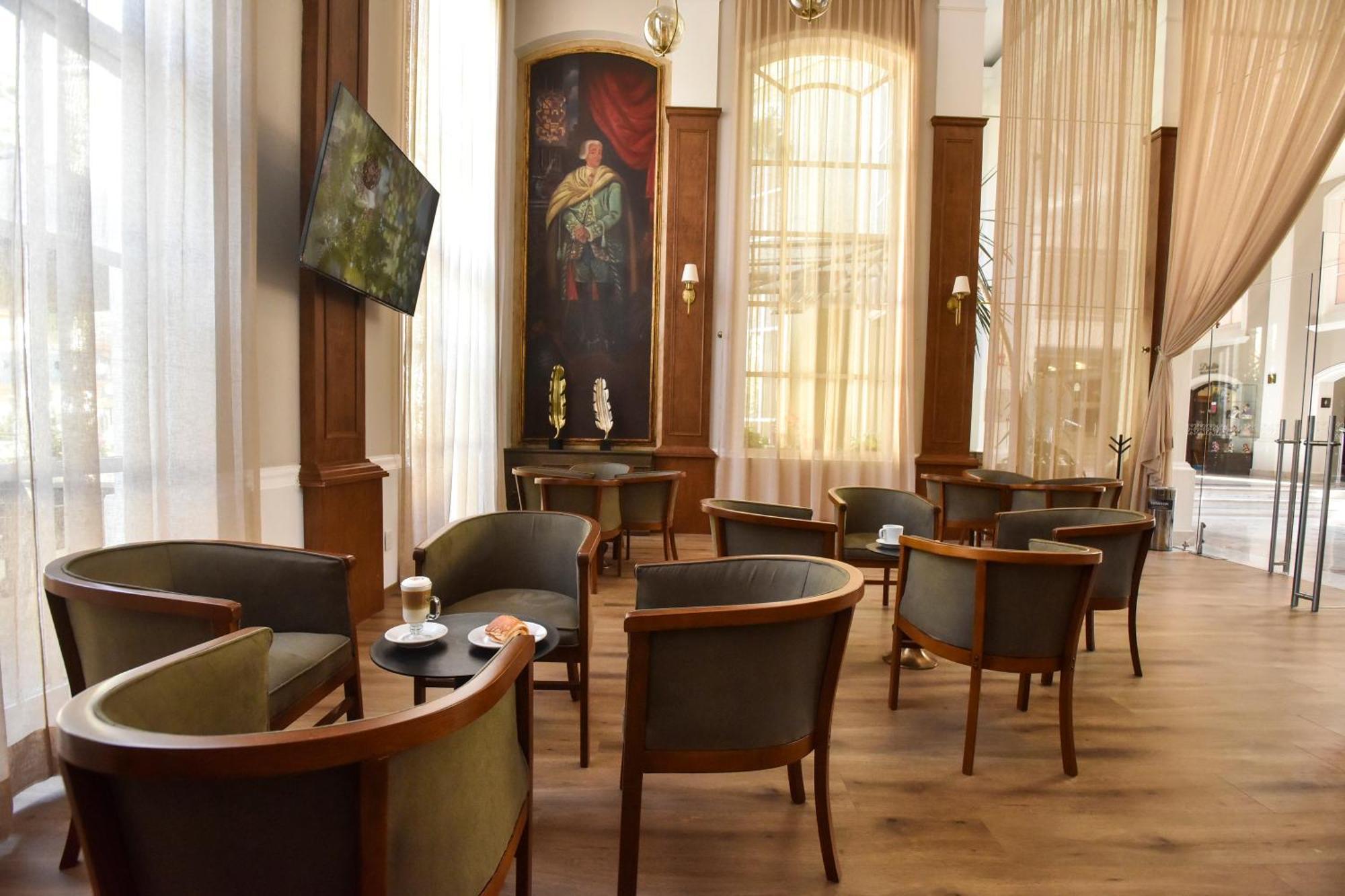 Plaza Camelinas Hotel เกเรตาโร ภายนอก รูปภาพ