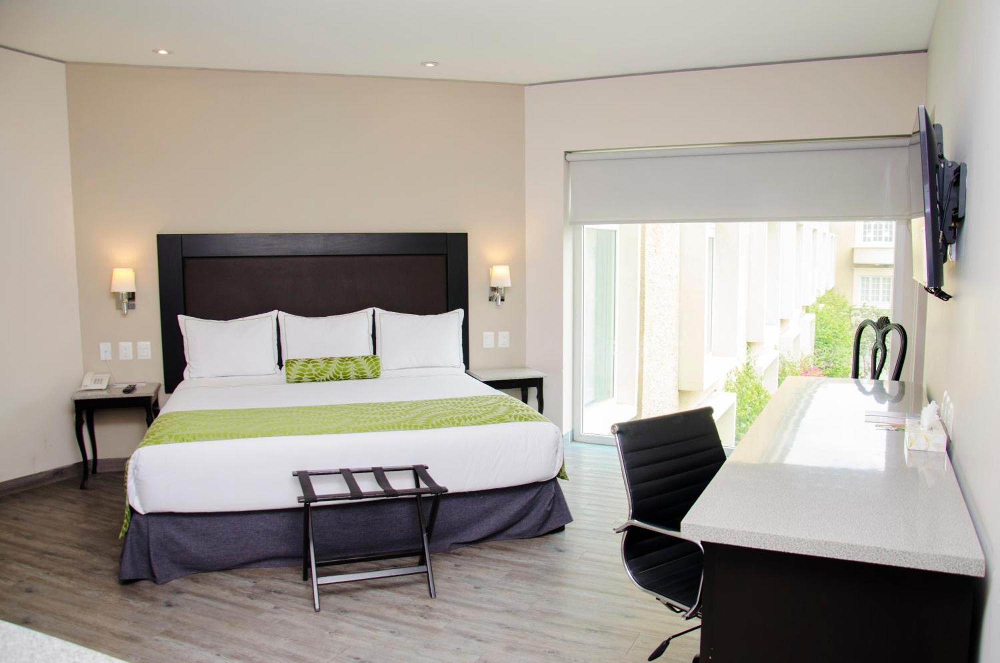 Plaza Camelinas Hotel เกเรตาโร ภายนอก รูปภาพ