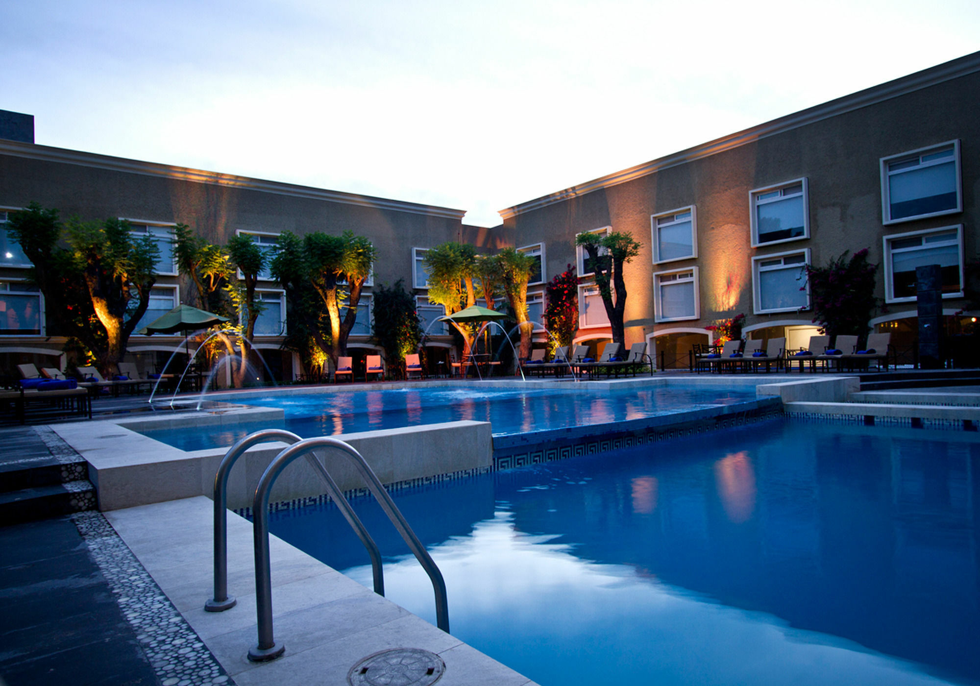 Plaza Camelinas Hotel เกเรตาโร ภายนอก รูปภาพ